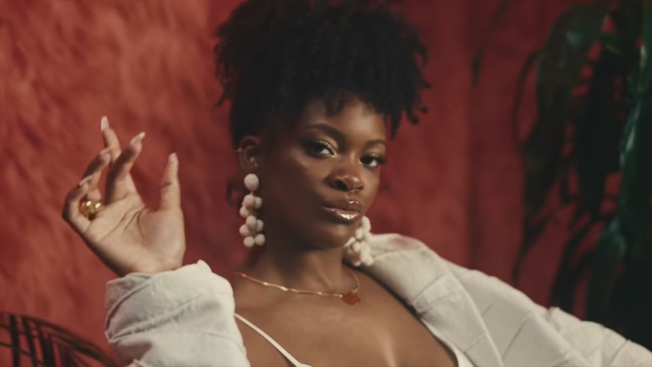 ari lennox