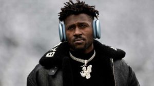 Antonio Brown Trolls Buccaneers After Playoff Loss To The Rams