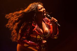 Lizzo Takes Part in Tik Tok Challenge by Eating Oreos and Mustard